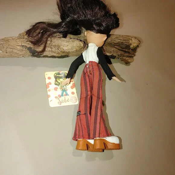 Jade Bratz Doll 2001MGA Hazel Eyes Brown Hair The Xpress It - Picture 4 of 6